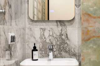 Гостиница Асгард Калининград Номер стандарт улучшенный с 1 двуспальной кроватью-45