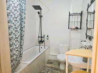 Гостиница Асгард Калининград Апартаменты Премиум с балконом( 2 комнаты)-2