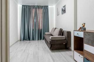 Гостиница Асгард Калининград Апартаменты Люкс с двумя балконами ( 3 комнаты)-3