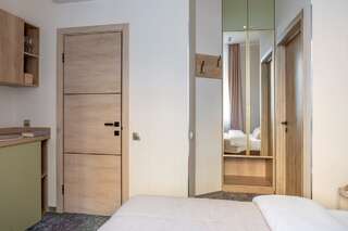 Гостиница Асгард Калининград Двухместный номер с двухспальной кроватью-12